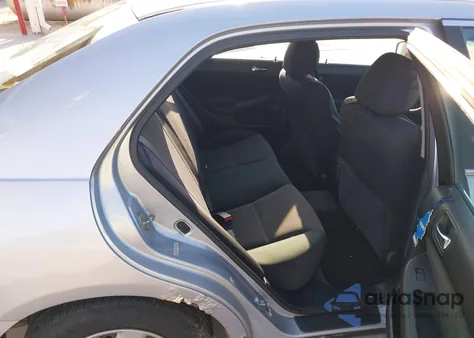 2004 Honda Accord 2.4 Lx from USA, damaged, VIN 1HGCM56374A098574